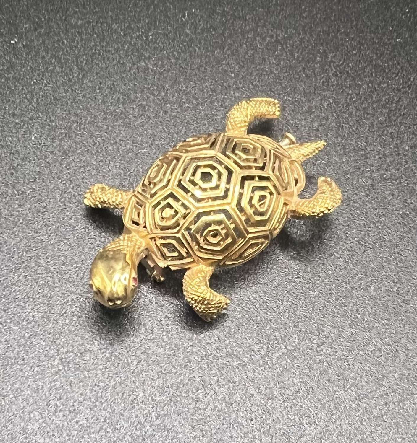 Tortoise Gold Brooch