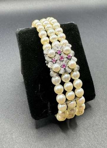 Pearl Bracelet