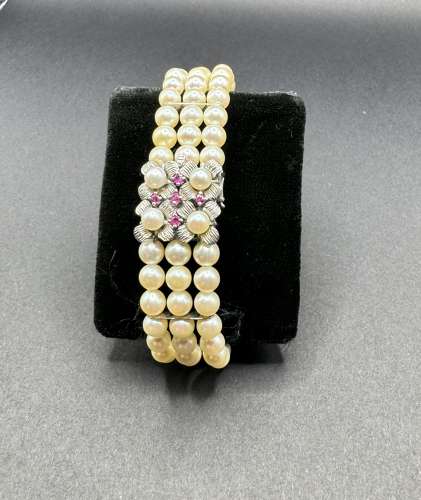 Pearl Bracelet
